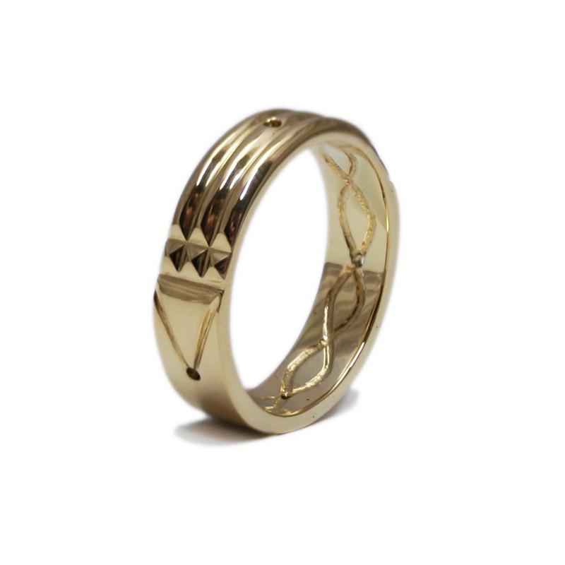 Golden Wedding Keychains  Buy online jewelry at MeriTomasa