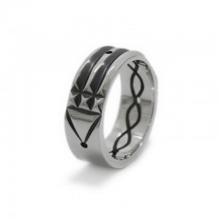 Atlantis Ring in Silver with Darkened Recesses