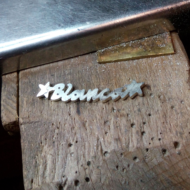 Name necklace creation process